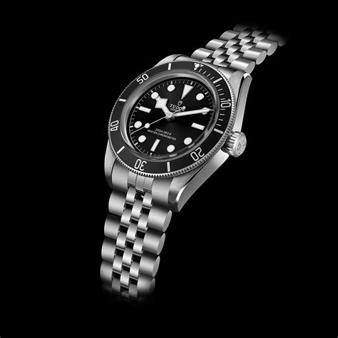 tudor black bay 41 lug to lug
